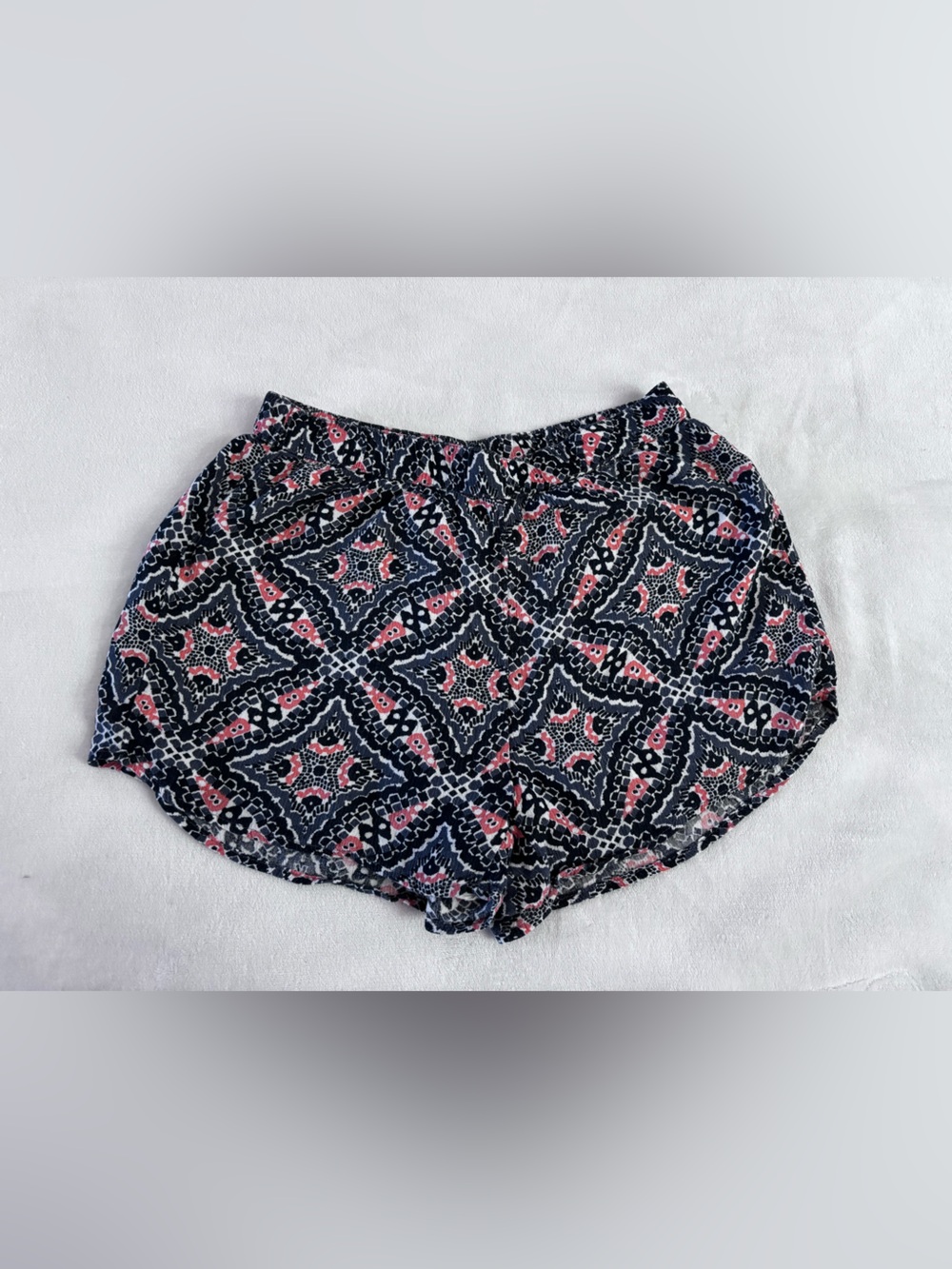 Abercrombie & Fitch Printed Pull On Shorts XS Tile Geometric Boho⁠
